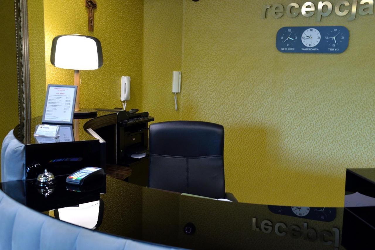 Quest Hotel - Dawniej Hotel Planeta 布热斯科 外观 照片
