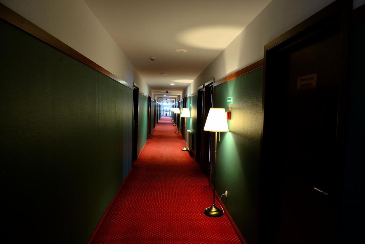 Quest Hotel - Dawniej Hotel Planeta 布热斯科 外观 照片