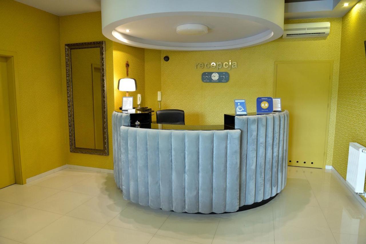 Quest Hotel - Dawniej Hotel Planeta 布热斯科 外观 照片