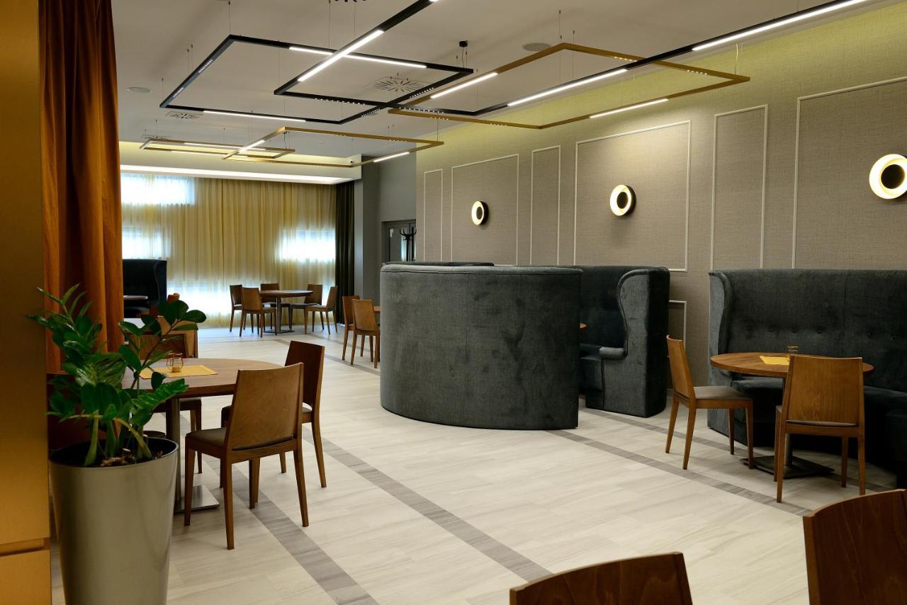 Quest Hotel - Dawniej Hotel Planeta 布热斯科 外观 照片
