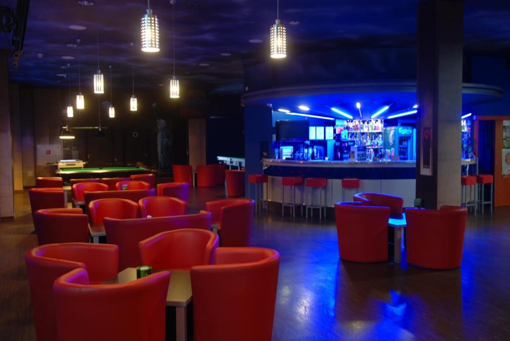 Quest Hotel - Dawniej Hotel Planeta 布热斯科 外观 照片