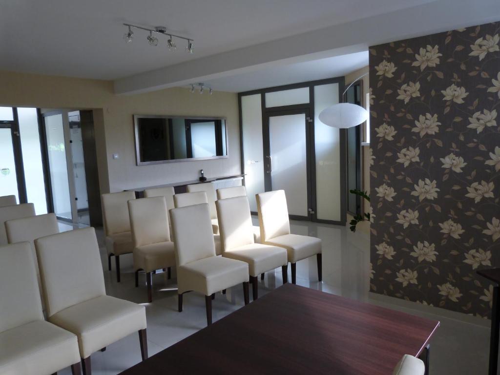 Quest Hotel - Dawniej Hotel Planeta 布热斯科 外观 照片