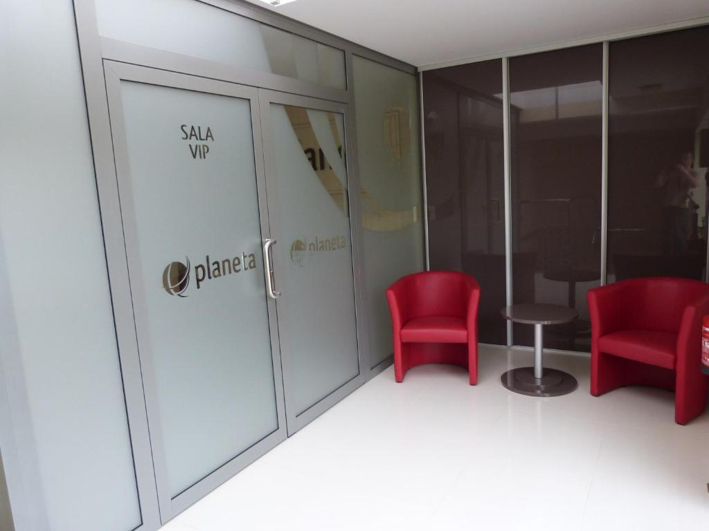 Quest Hotel - Dawniej Hotel Planeta 布热斯科 外观 照片