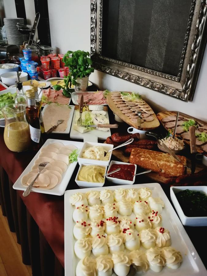 Quest Hotel - Dawniej Hotel Planeta 布热斯科 外观 照片